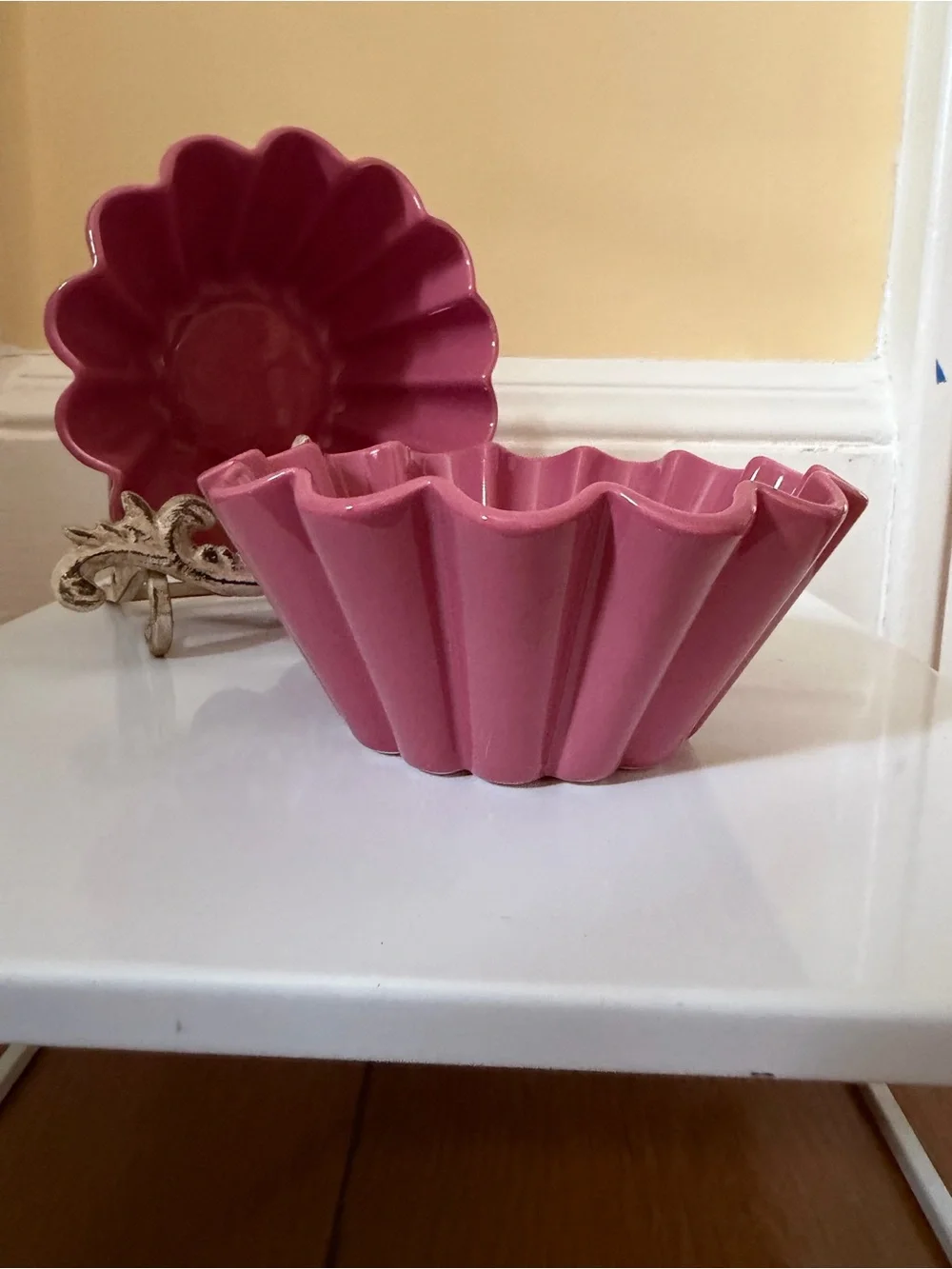 King Arthur Flour multi colored fluted dessert ramekins / bowls set of 8 NWOT